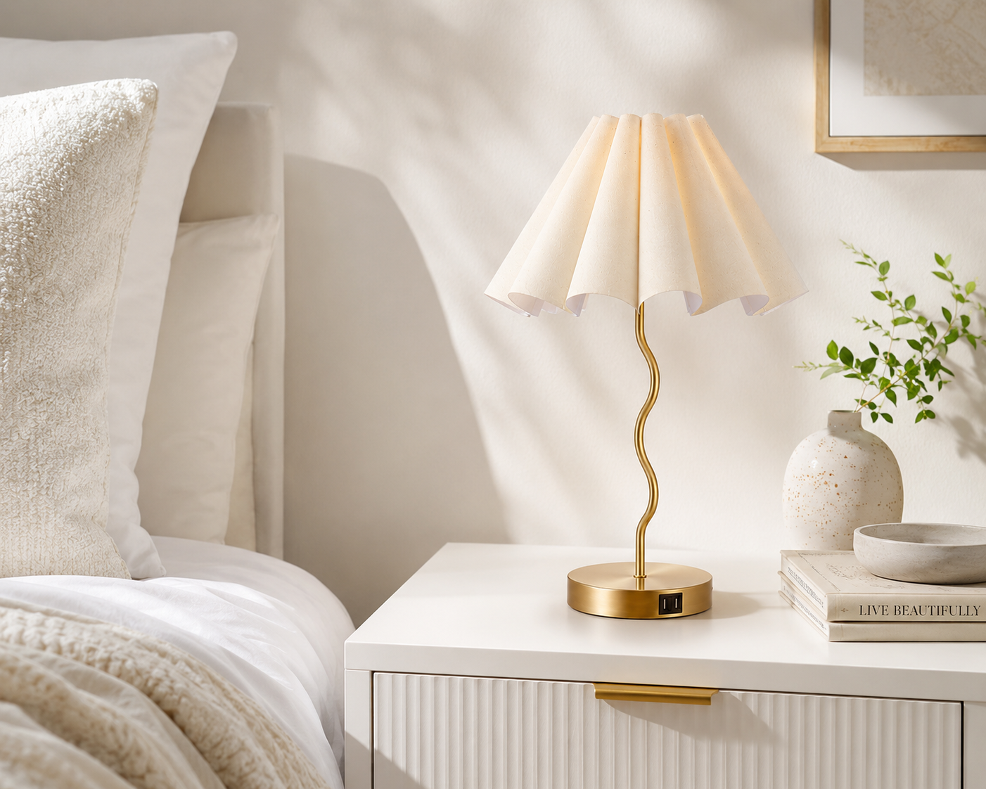 Chic Touch Table Lamp
